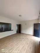 2bdrm Bungalow in Skyman Properties, Regen for Ren